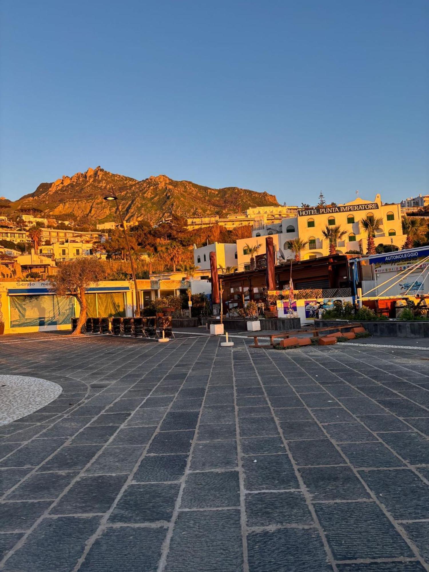 Appartamento A Due Passi Dal Mare Ischia Dış mekan fotoğraf